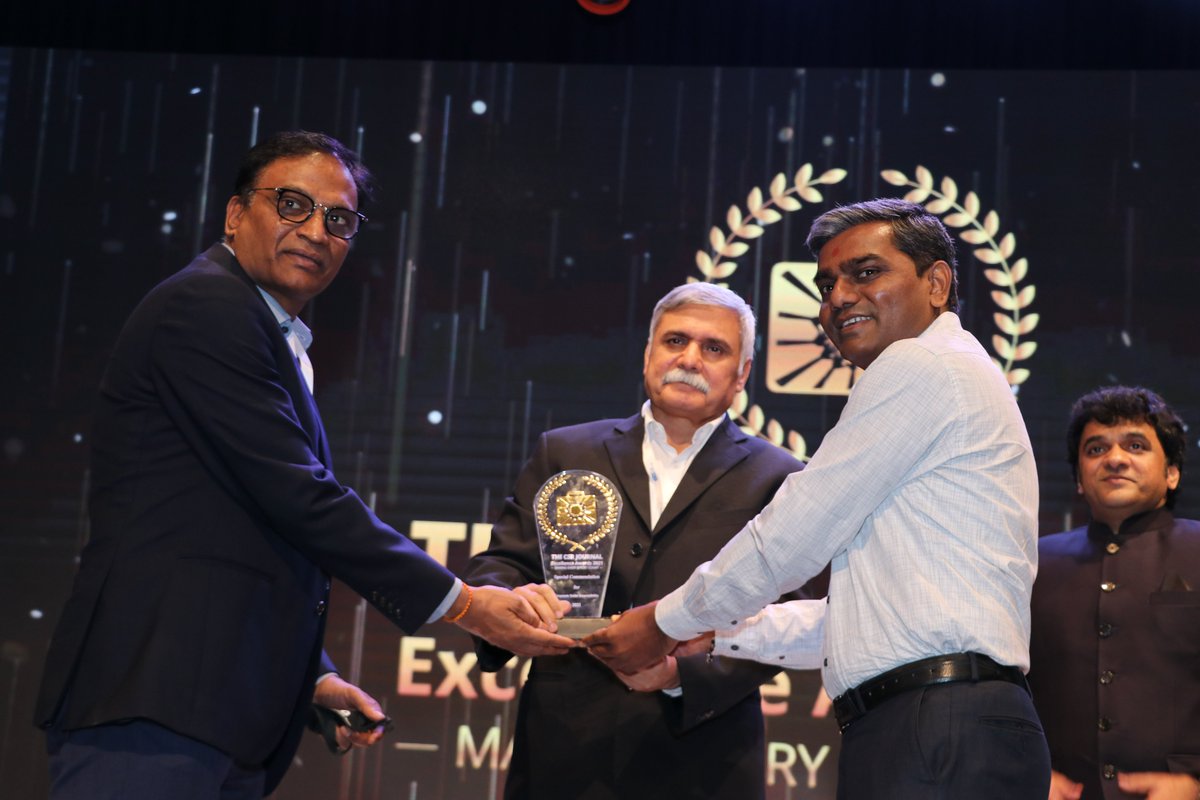 thecsrjournal's tweet photo. #TheCSRJournalExcellenceAwards2021 awarded “Special Commendation in CSR Award” to @TheMuthootGroup, @AdaniFoundation, @WeAreSwades and @airvistara who have made a huge contribution in the field of CSR.
We congratulate the awardees.
#MakingEveryEffortCount #IndiaFirst #CSR https://t.co/aMiJUj6tsL