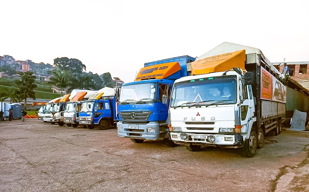 Fotogenix_UG's tweet image. This is what we like to call the 𝐁𝐢𝐠 𝐁𝐨𝐲𝐬 𝐂𝐥𝐮𝐛 at Fotogenix. 

When we pull up at your event space, you know you are getting 👌🏽big things because the big boys have arrived. 
#wearefotogenix #functionhireservices