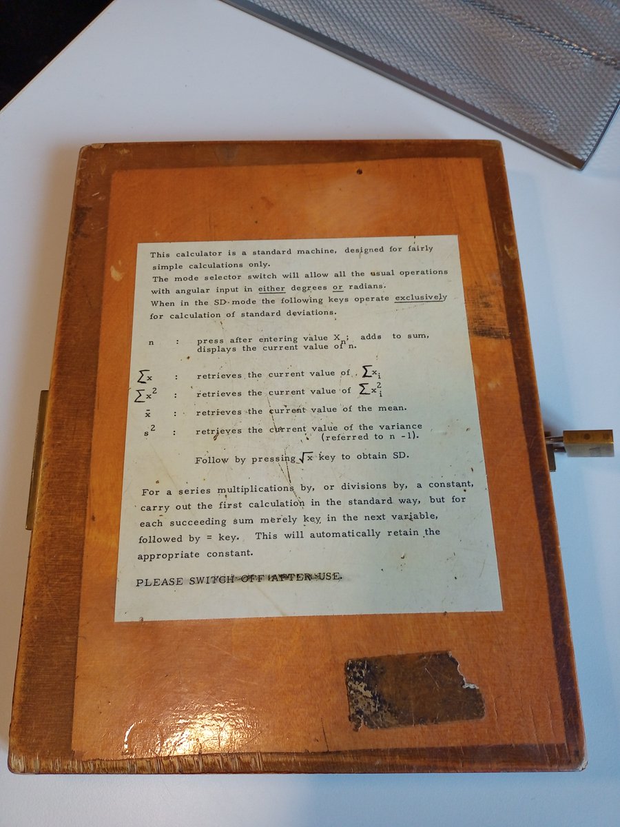 SubjectLibs's tweet photo. At @BristolUniLib we've always held much more than just books. 

Back in the 1980s, if you needed a calculator you could borrow one of these beasts: https://t.co/slqRf2TbhZ