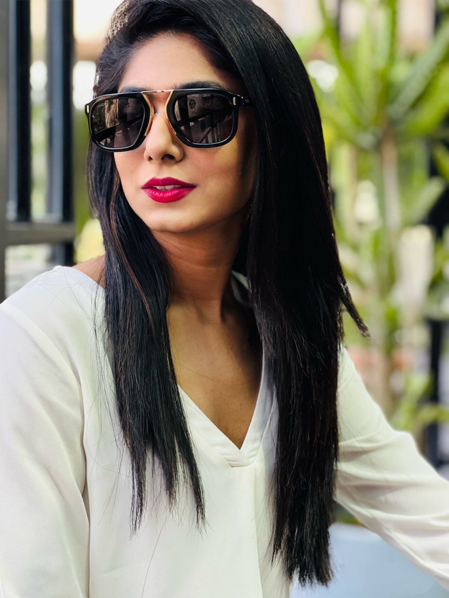 Anusha52Anusha's tweet photo. I don’t have two different personalities . I am what I am ❤️😎 
#beyou #kind #peace https://t.co/AOOQDiIW2Q