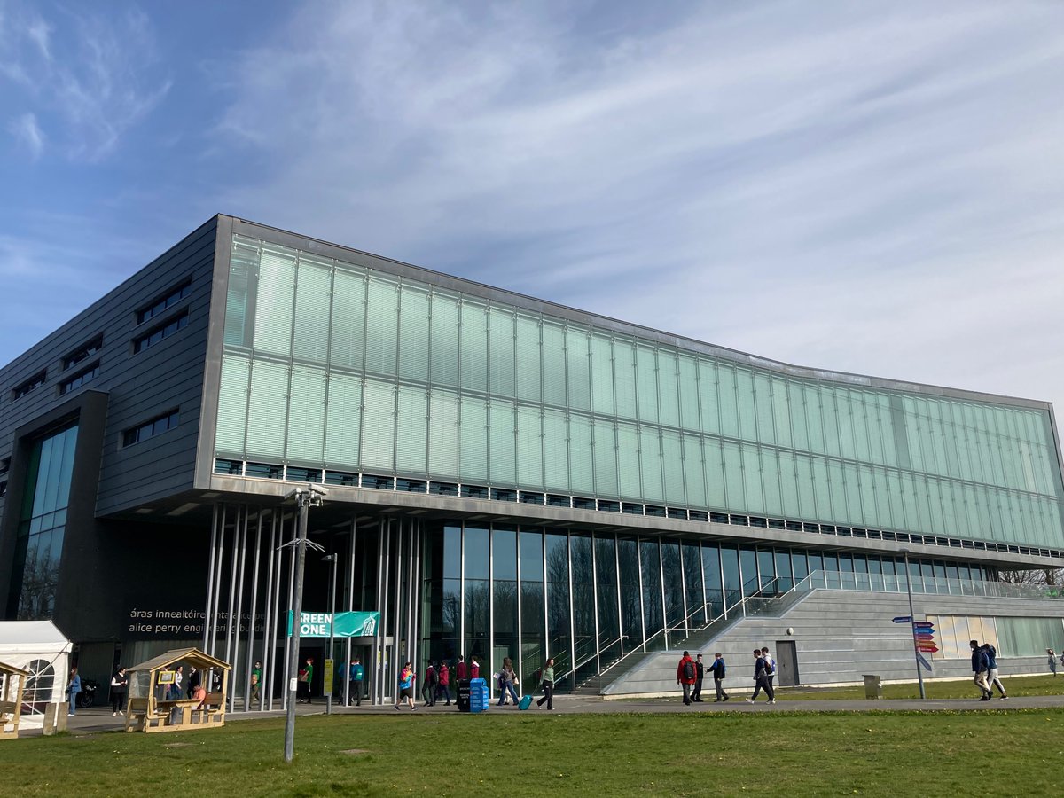 Bio_Eng_NUIG's tweet photo. Open day at NUIG today! Beautiful day here in Galway and lots of interest in Biomedical Engineering! #StudyatNUIG https://t.co/CqQvmtPZ49