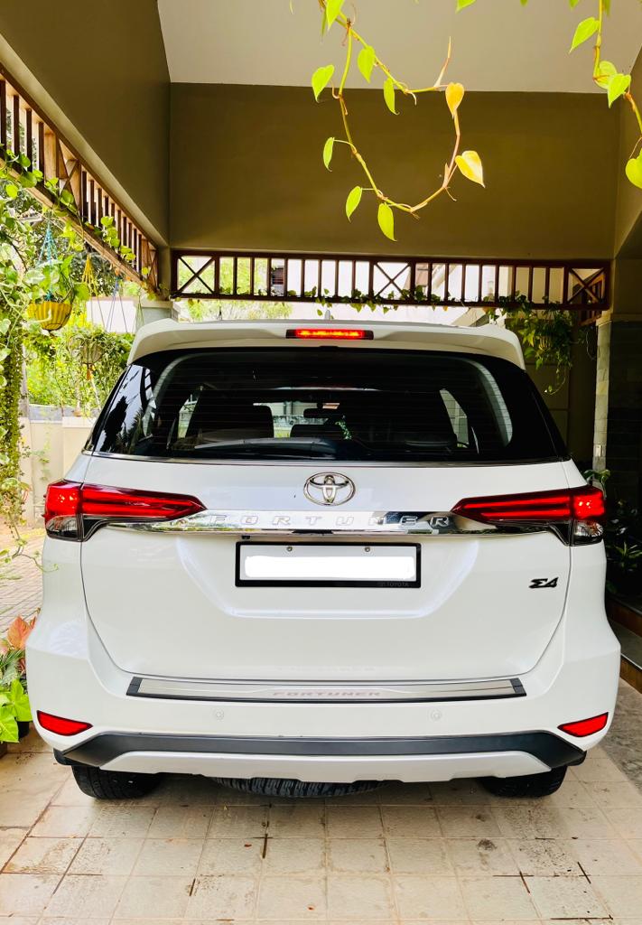 AssociatesView's tweet image. 4*4 𝐀𝐔𝐓𝐎𝐌𝐀𝐓𝐈𝐂 𝐅𝐎𝐑𝐓𝐔𝐍𝐄𝐑
𝐅𝐨𝐫 𝐬𝐚𝐥𝐞 !!!
Loan Facility available!!!
For more details DM
#car #cars #carloan #UsedCarLoans #carforsale #sale #usedcar #kerala #dealership #DEALER #finance #loan #honda #hondacity #hondalife #city