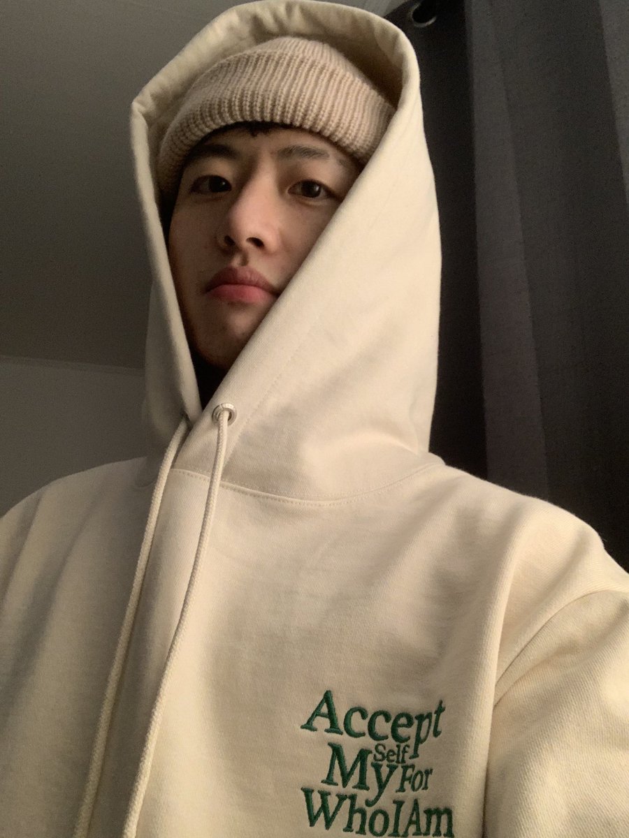 feeldog_bpnn's tweet photo. @official_ACE7 아 생각해보니까 집에 다 있더라구요. https://t.co/fs3zwSvybe