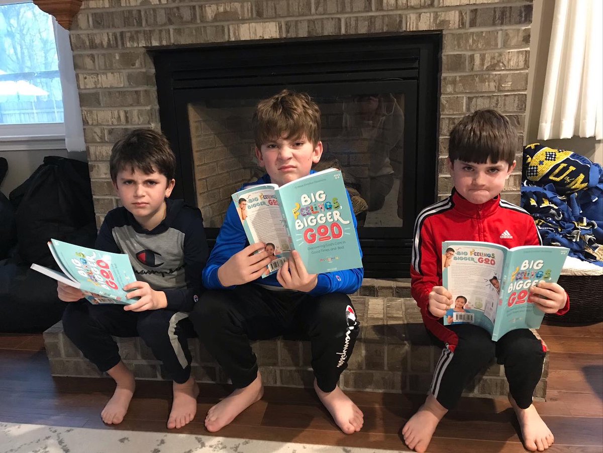 reviewermom's tweet photo. These three. 😍😍😍
Expressing their feelings. 🤣🤣🤣

https://t.co/3YzybNq4MW @RoseKidzBooks @TyndaleHouse @Christianbook https://t.co/GJAa85B7QB