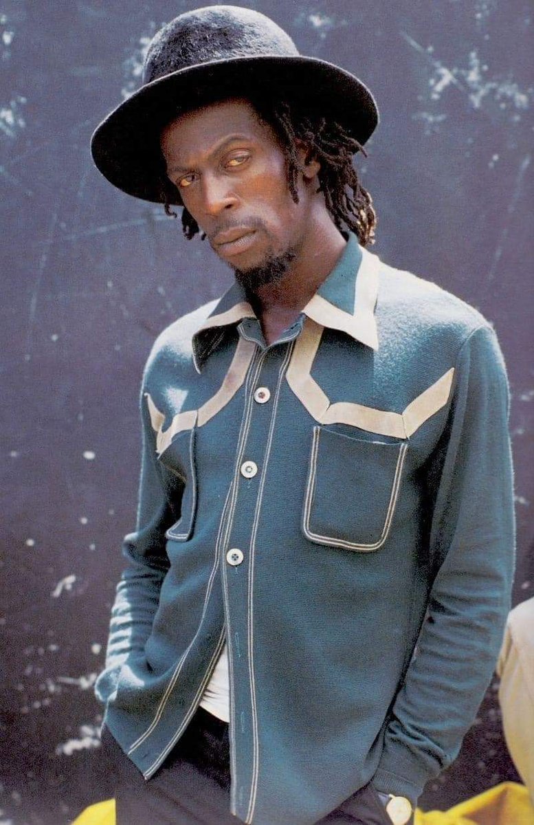 Aint got a penny in my pocket
But I feel like a millionaire
I'll feel so fine 🎶

Gregory Isaacs - Poor Millionaire 🎼