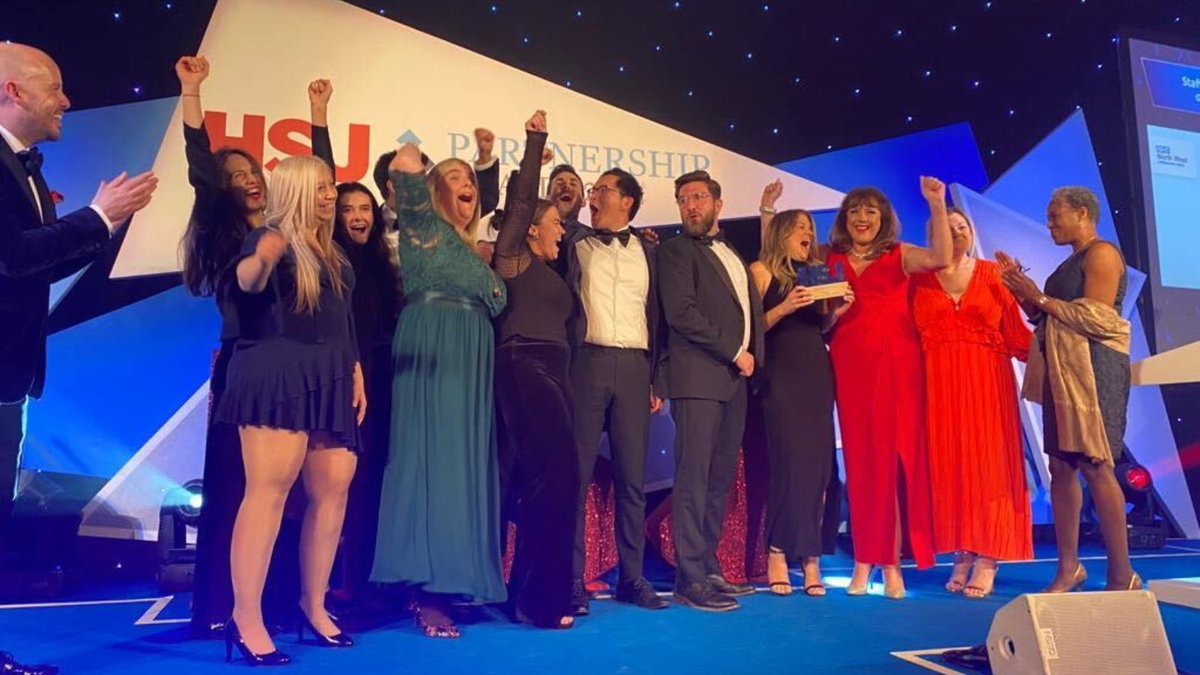 heypatchwork's tweet photo. We're thrilled to announce that the @NW_collabbank has WON Staffing Solution of the Year at the HSJ Partnership Awards! 🏆

Huge thank you to everyone involved in building the UK's largest collaborative bank, particularly our partners @StHK_LE - it's a pleasure working with you! https://t.co/7gj1lZ1A4G