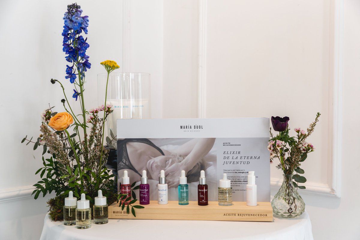 ¿Conoces los sérum de María D'uol?

Su fácil aplicación y la garantía de buenos resultados los convierten en productos muy deseados.

#SkinScience #Mariaduol #MadeinSpain #Serum #Arrugas #AcidoHialuronico #Colageno