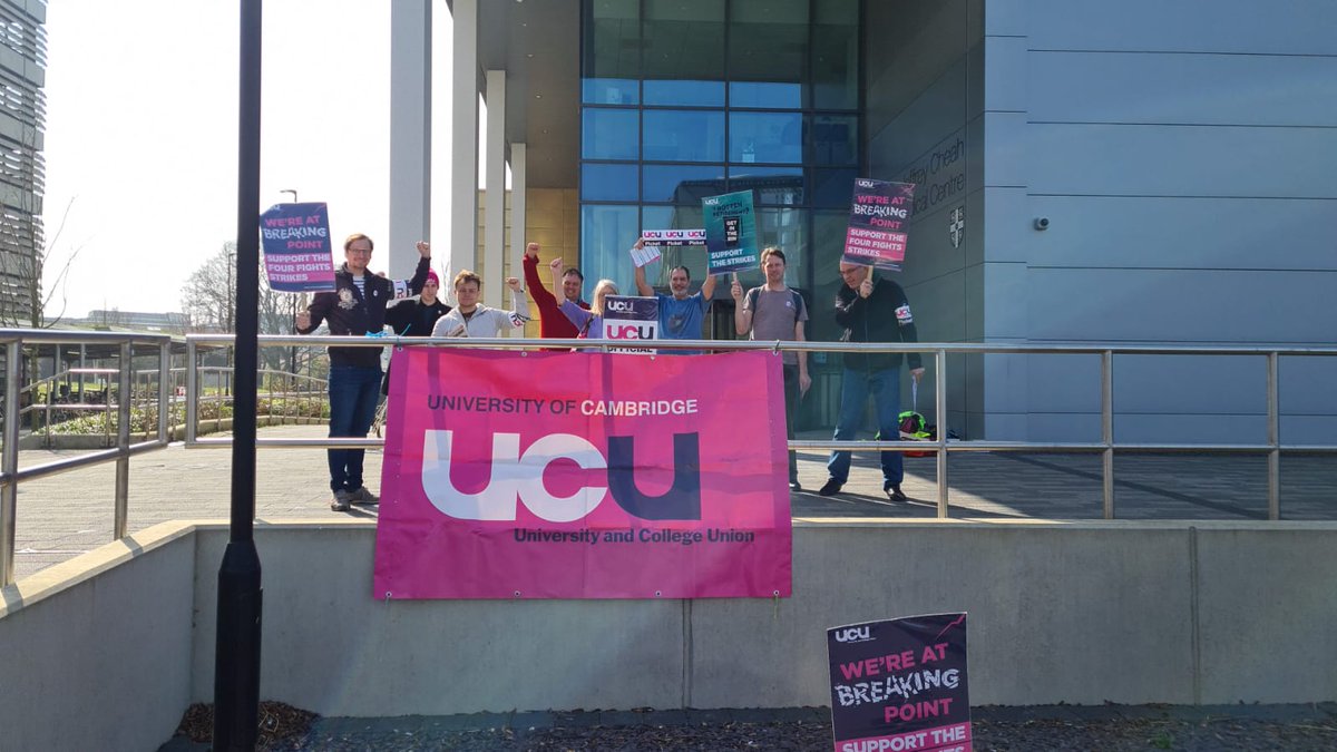 CambridgeUCU's tweet image. For our final day of #UCUstrike picketing this week we are down at @Cambridge_Uni biomedical campus outside the Cancer Research Cambridge Institute. Come and join us until 12.30!