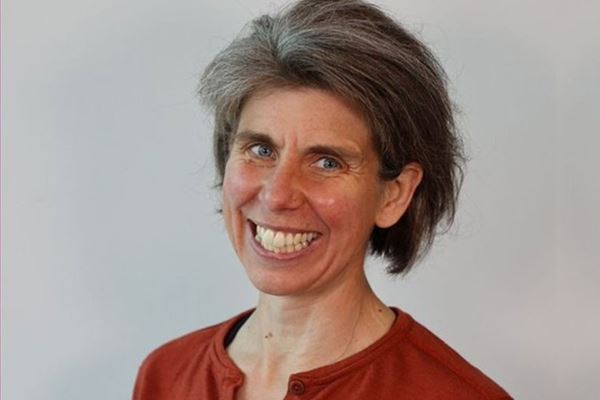 SSETransmission's tweet photo. Aileen McLeod, Director of Business Planning &amp; Commercial blogs about her speaking slot at this week's @ScotRenew #NetZero Conference, explaining why, when it comes to Net Zero, the cost of being wrong is less than the cost of doing nothing⚡

Read More 👉 https://t.co/0Eqrl7Htmv https://t.co/5SOnezX0qy