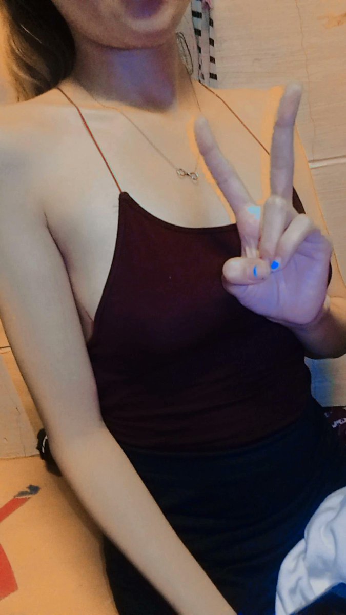 nics🖤 tweet media