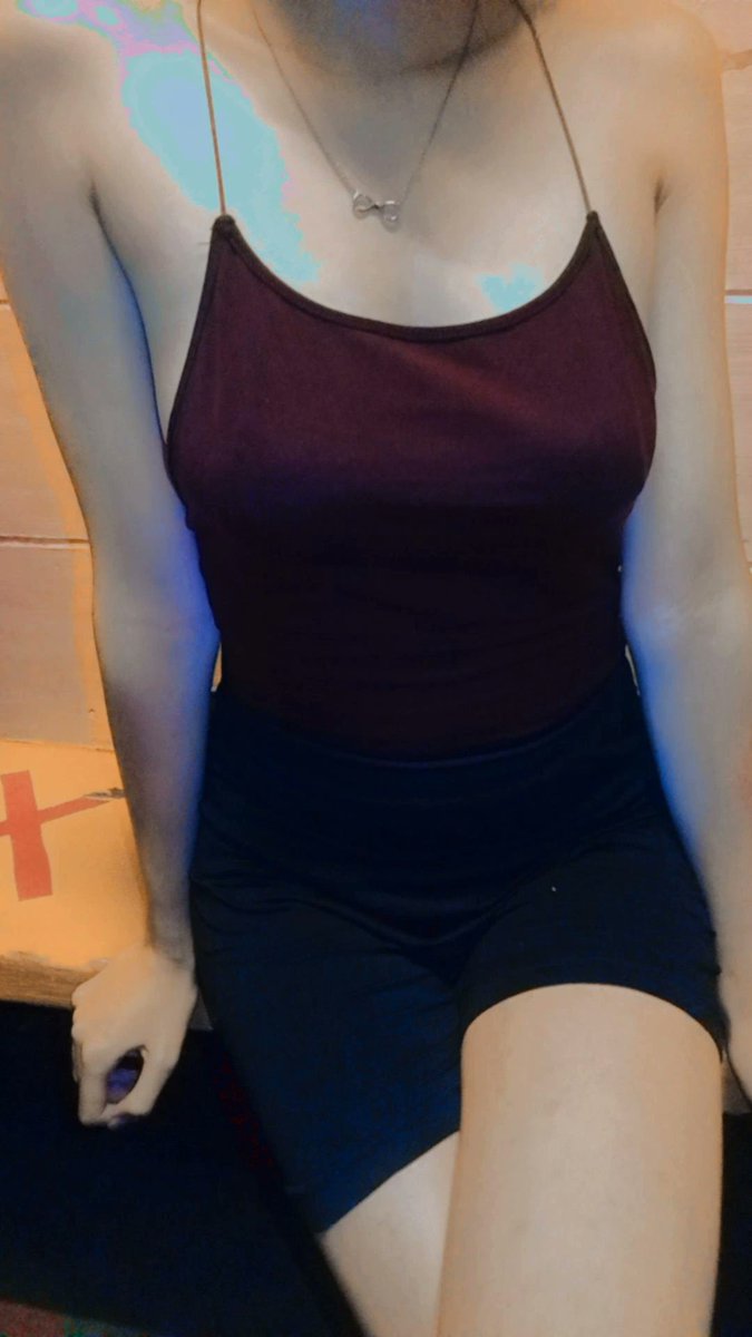 nics🖤 tweet media