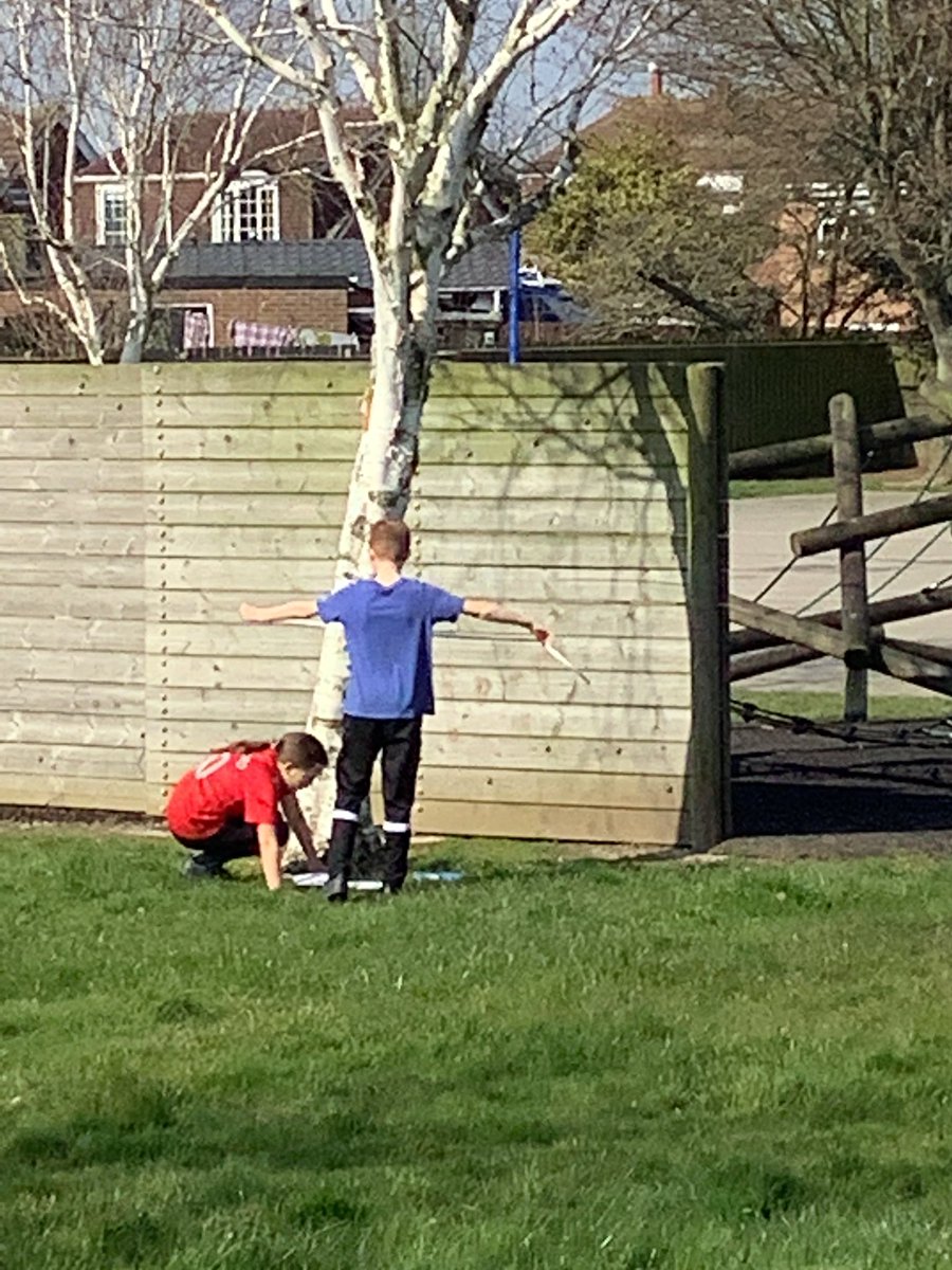 SkirlaughCe's tweet image. Continuing our science week activities. The children in Year 6 went to see if they could find out the ages of the trees around the school grounds without cutting anything down in the process. We wondered if there were any as old as Mr H! 😉
#BritishScienceWeek2022