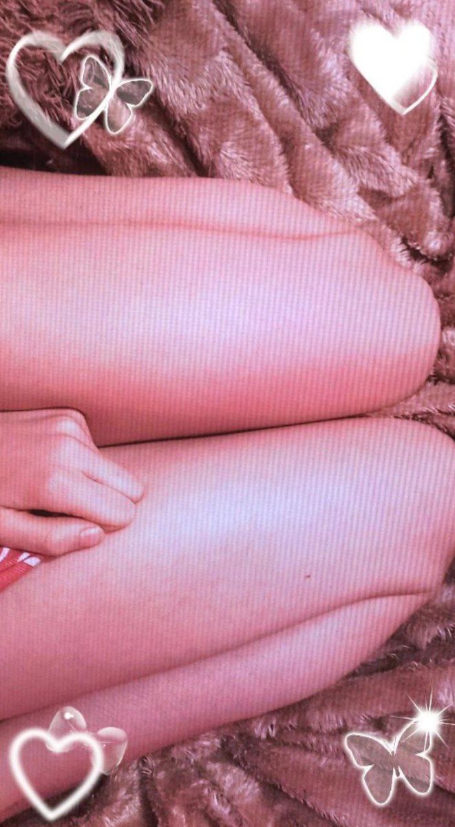 Chel719's tweet photo. - if you want intimate photos from me, I need to donate to roblox ❤️🔥😚
#intimatephotos #pleasedonate #legs https://t.co/SxGTpWrHr3