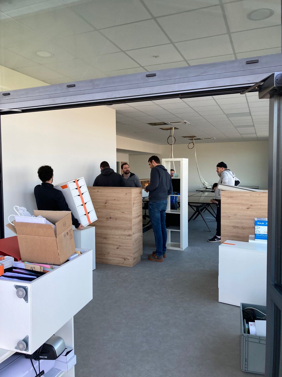 ENERGIESLOIRE's tweet photo. 📦 Ça déménage ! 

Ce jeudi 24 mars, les collaborateurs de l’agence de Candé investissent leurs nouveaux locaux dans la zone industrielle de la Ramée (49). 

🗓 Toutes les infos sur l’inauguration sont à venir, restez connectés !          #photovoltaïque #energiesolaire https://t.co/oTxGSmk0Sx