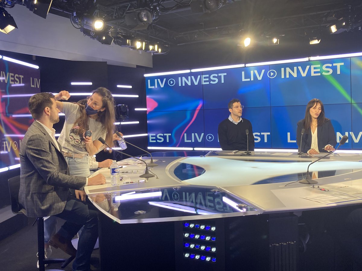 liv_invest's tweet photo. 📹Ça tourne ! Découvrez très bientôt l’episode 01 de la toute nouvelle saison 2 de @liv_invest! Émission spéciale Marchés Financiers avec @ThomasRoudaut @IGFrance  et Maxime Vivier  @UniCredit_PR  ! Rdv le 31 mars a 9h00 sur https://t.co/WHJYfhrTUh https://t.co/pFPw3DxGrm