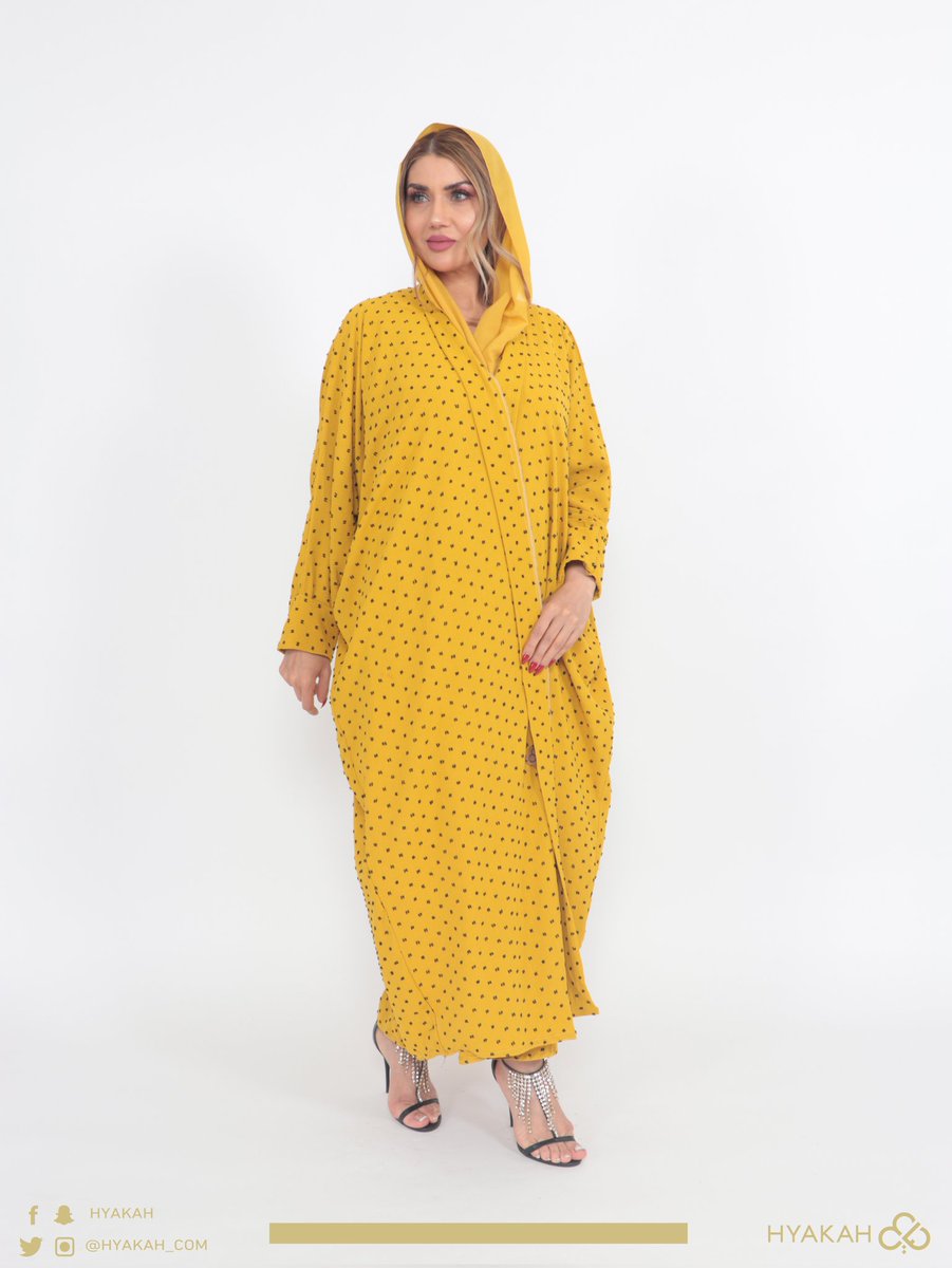 عباية عصرية بلون كركمي جريء.
كود العباية 7005

عباية ملونة لكل أمراة جريئة تتميز بأنوثتها ، هذه العباية من أحدث صيحات الموضة بلون كركمـي صارخ مبهج وقماش كريب سعودي منقط على كامل العباية بشكل بارز ,ترافق هذه العباية طرحة من نفس اللون .
سعر العباية 249 ريال
#عبايات_حياكه #الجمعه