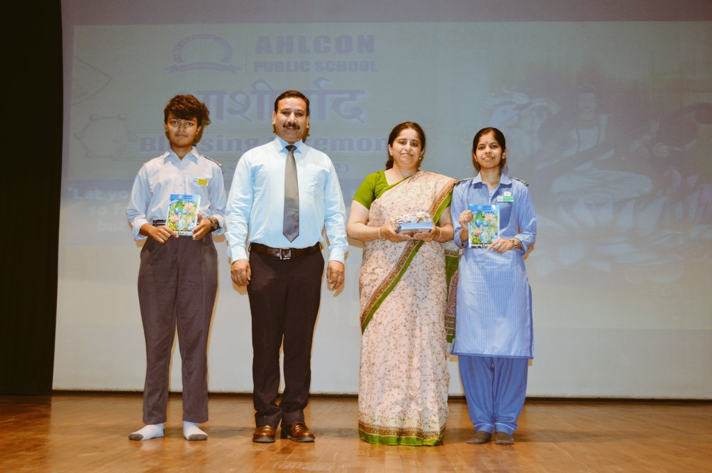 MamthaSays's tweet image. The premises of #AHLCONPUBLIC echoed with blessings &amp;amp; enthusiasm on the occasion of #BlessingCeremony for #ClassXStudents.Teachers showered their blessings by wishing them good wishes &amp;amp; gave valuable tips to prepare for the #boardexam 
@ashokkp
@Ahlconpublic1 @AhlconPublic