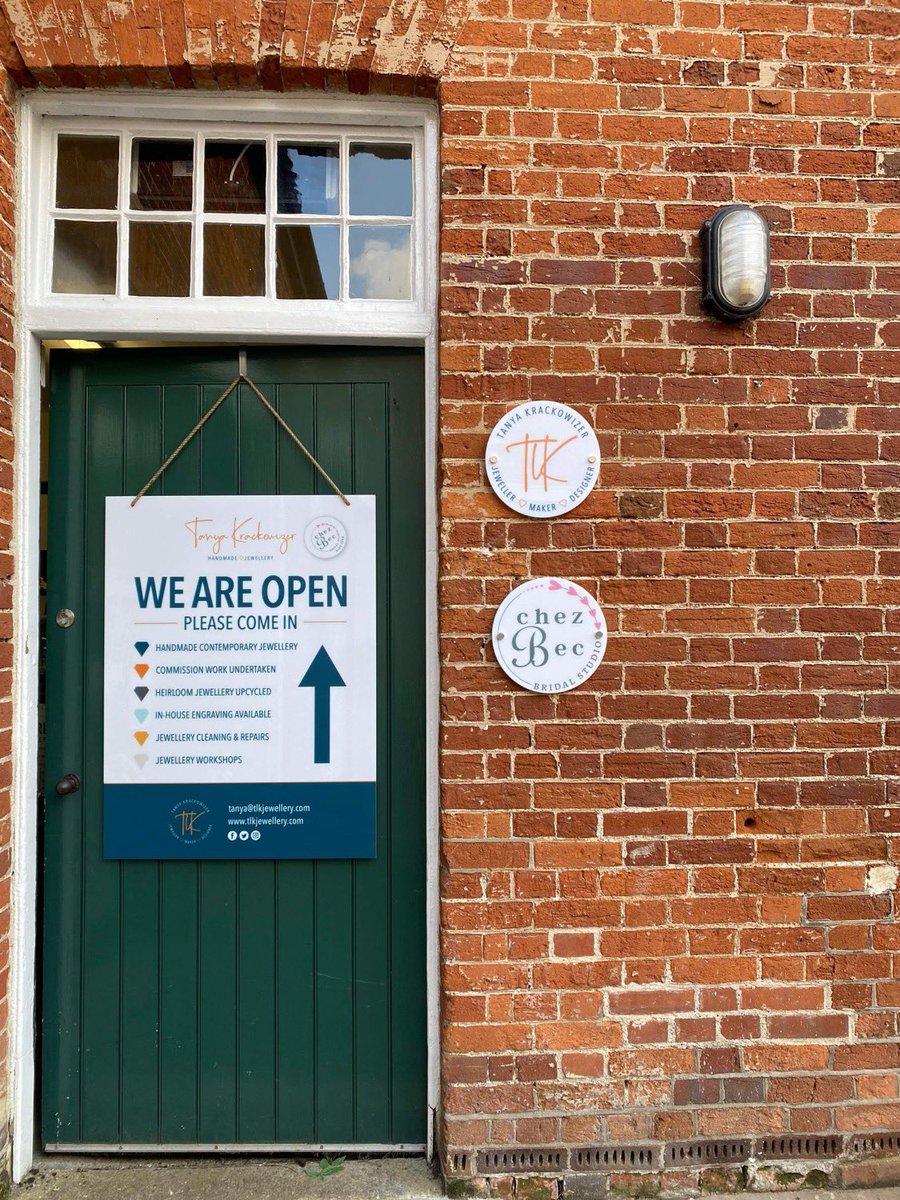 Nutmeg Wall Stickers tweet media