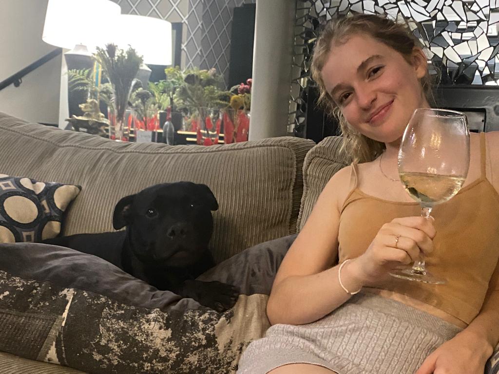 LifeLeisure1's tweet photo. Peter from the Balkan nation and Saskia from Namibia became firm friends while cooking and staying for work and study.
+27 (0)21 887 0713
20 Van Riebeeck St, Stellenbosch Central, Stellenbosch,
info@lifeandleisure.co.za
 https://t.co/q7TUfIX4uO
#colivingspaces #bestUniverity https://t.co/eQ77pRIrMn