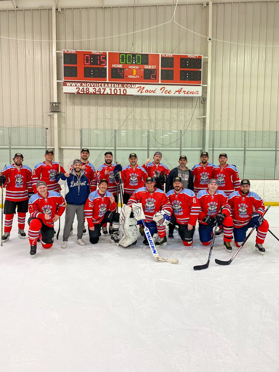 Our Monday/Tuesday D League Champions at Novi Ice Arena this year - The Post! Congrats!
