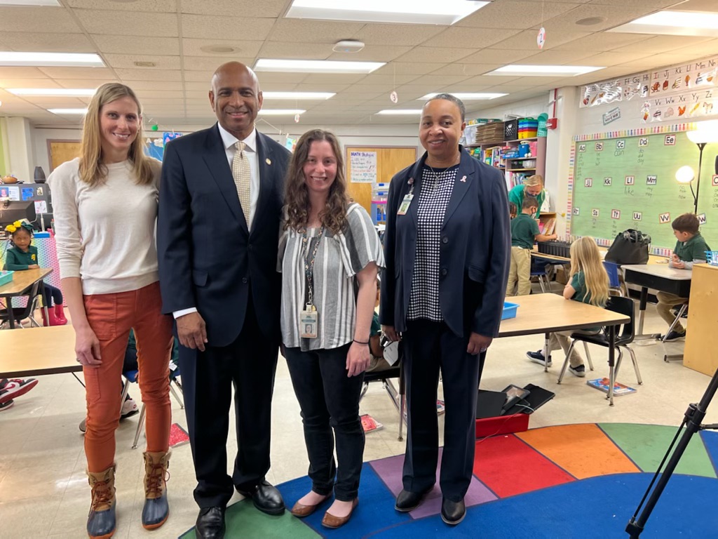 LesterforLabor's tweet image. "Students are learning how to garden- from seed to harvest- through the school's Farm-to-School initiative. Georgia Sen. Lester Jackson said he would like to see more programs like this one across the state."

fox28media.com/news/local/hea…