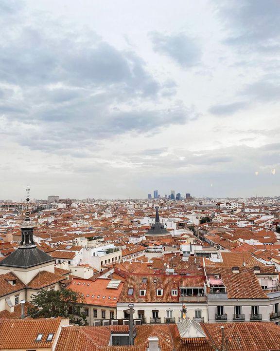 ElisaMHI's tweet photo. Rooftop views at INNSiDE Madrid Gran Via by a recent guest. 💜
Head to book your city break today: https://t.co/wKoWBqmaou https://t.co/fHVI7BxYYg