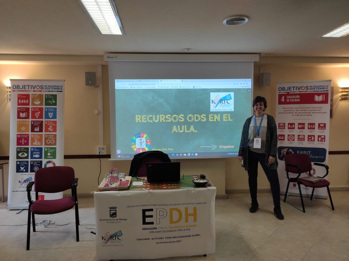 Karitsolidarios's tweet photo. Continuamos el Encuentro de EPDH con la ponencia de @palomika13 sobre los ODS y como ponerlos en práctica en el colegio
#EPDH #EducacionDeCalidad #FraternidadQueTransforma https://t.co/dhiPbZP0ZE