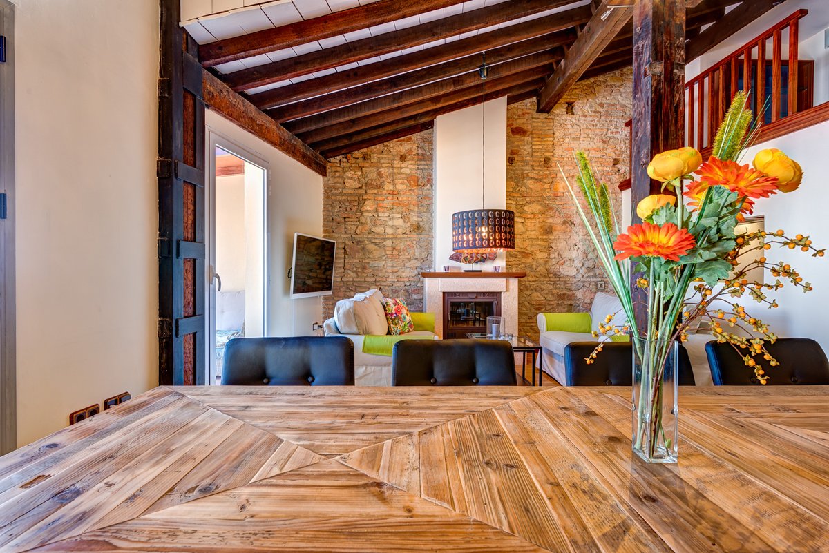 solagacom's tweet photo. Cozy living room for cold days 🌧 and a big terrace for sunny days! ☀

Pastor apartment has everything for a perfect stay, don't you think? 

https://t.co/KBZwqy8237

#Solaga #holidayapartment #Malaga https://t.co/qeDDQ1brZH