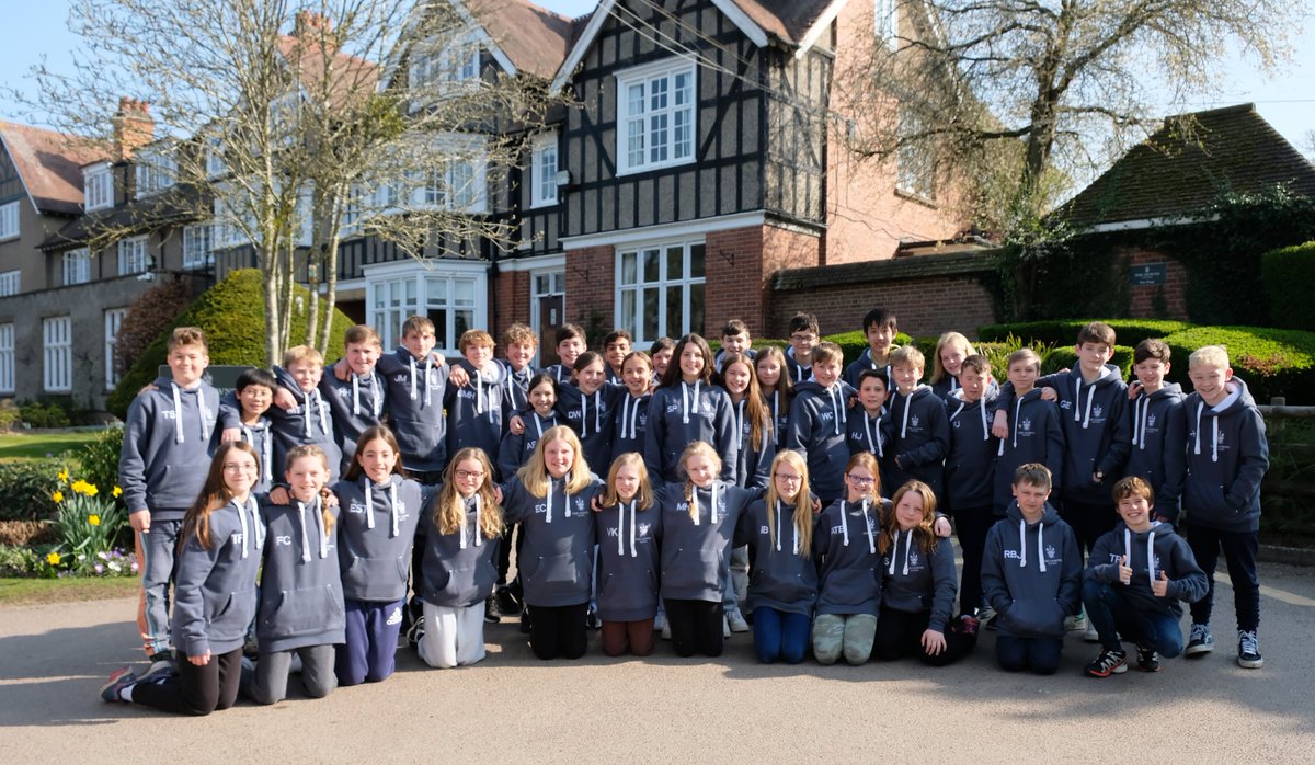 It's the final day of term, and there's plenty of excitement as the children received a variety of awards and recognition for all of their fantastic accomplishments this term. There was also much excitement as our Years 6, 7, and 8 departed for their Austria ski trip.👍