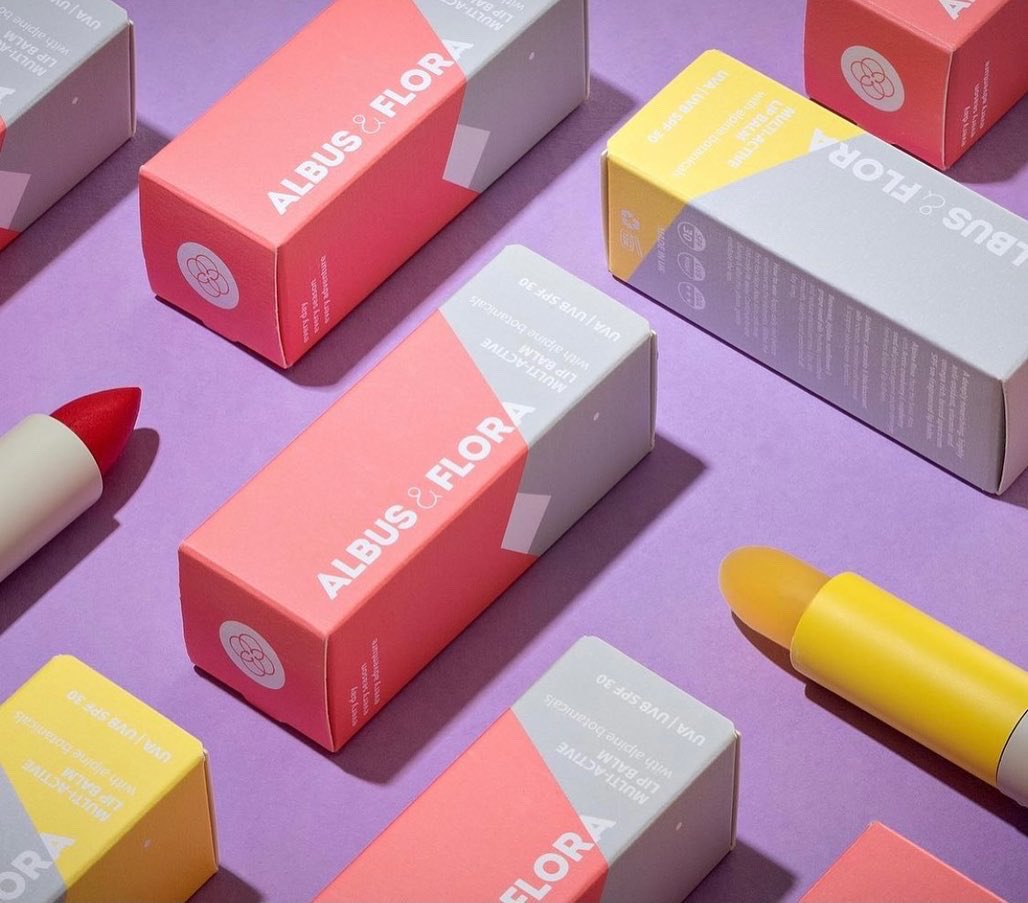 WSkinfluential's tweet photo. Brighten up your life &amp; add a beautiful pop of sheer tint with an @albusandflora lip balm💄This award winning, SPF30 blends pure botanicals with modern UVA &amp; UVB filters, to hydrate &amp; protect against sun damage, fine lines &amp; loss of lip fullness #lips #lipbalm #lipstick #spf30 https://t.co/13pk9hUA3A