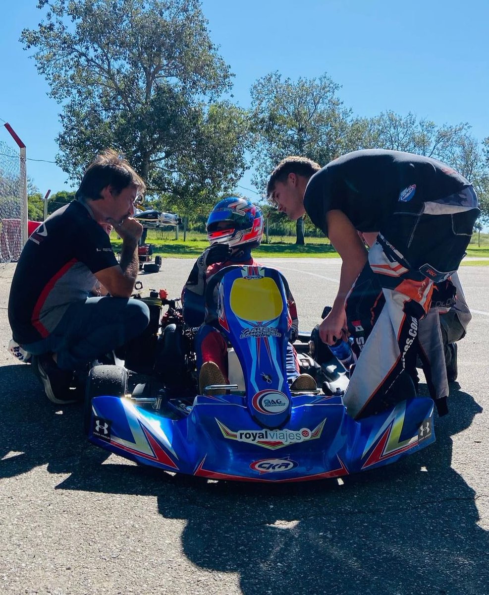 dsports_py's tweet photo. 🏁Seguimos en competencia‼️
Este fin de semana acompañamos al campeón sudamericano @AleSama46 🇵🇾 que estará compitiendo en el RMC Grand National de Argentina 🇦🇷 en el kartodromo Colonia Caroya de Córdoba.
#karting #Ale46 #Paraguay #RMCGrandNational #Rotax https://t.co/1EfqS4KbyF