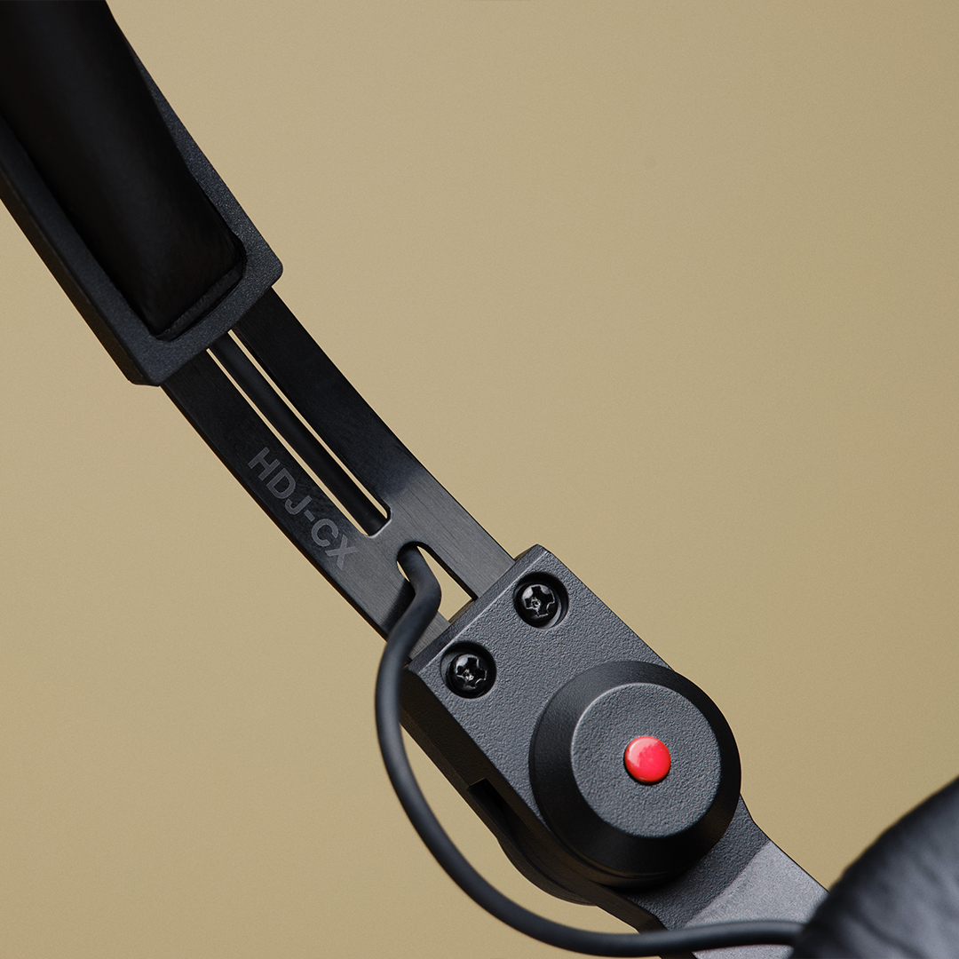 PioneerDJglobal's tweet photo. Ergonomic design. Tight sound. Absolute comfort. The new HDJ-CX headphones are built to meet the demands of any mixing or monitoring environment.
Discover more: https://t.co/cQrXeUJiNV
#EssentialAudio #HDJCX 🎧 https://t.co/DW252bP9Ny