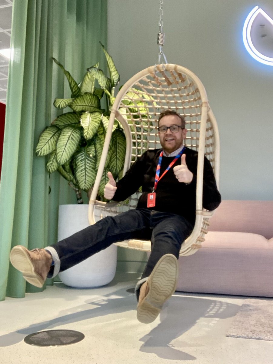 VMO2Life's tweet photo. We promise we do work over here too ๐.
Our newest member of the family, UK Facilities Manager Will Easton getting the lay of the land in our offices.
What's an office must-have that helps break up your day?
#CreatingPersonalExperiences https://t.co/Q4oI3NMp63