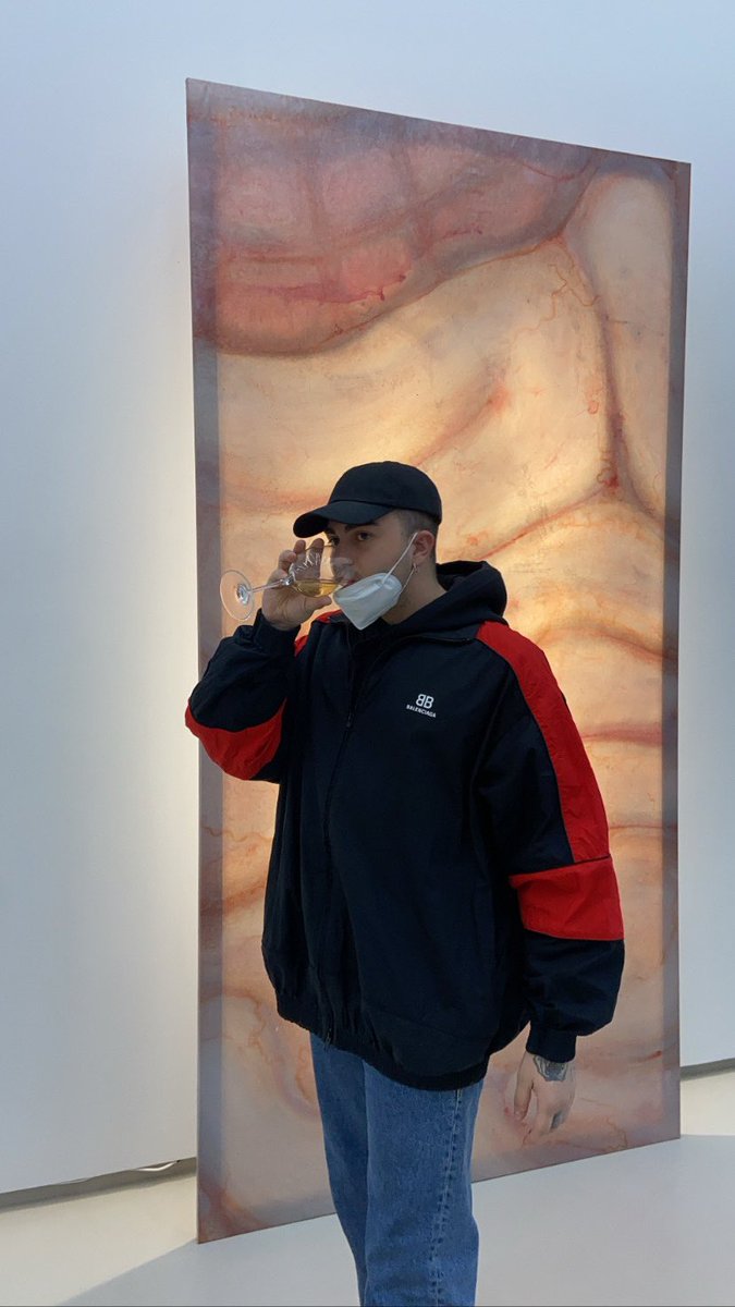 Me at the exhibition of the other artists 🍷