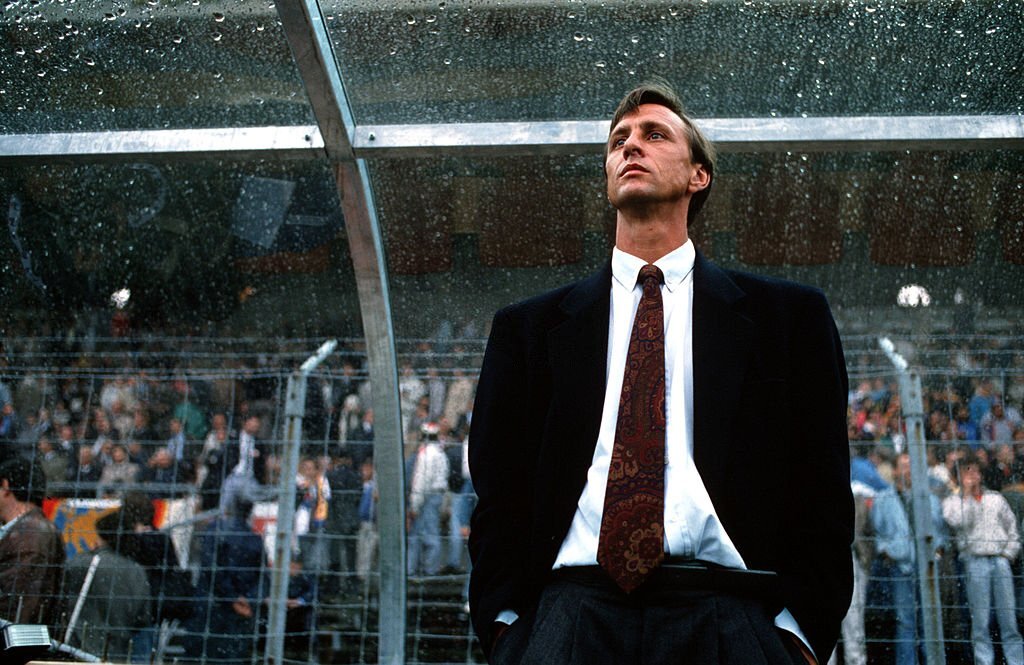 twentyon3media's tweet photo. • Sir Johan Cryuff's elite quotes on the beautiful game

A MUST READ THREAD: https://t.co/qSKY7rxEv0