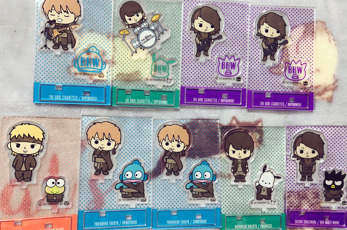 vbkw_12345's tweet photo. 昨日載せきれなかったぶん！
オーラルアクスタ
あきらさんの楽器だけないけど優秀な結果！！！！👏後でまた買おうかな笑
銀座神ってた✨またご飯行こ〜！！

らいちゃん女子力高いし可愛すぎてらぶ🥰お菓子ありがとうね！
🐻しゃん誕プレありがとうね🙏とりあえず神棚に一旦飾っておく笑✨ https://t.co/w6iEyMDhJP