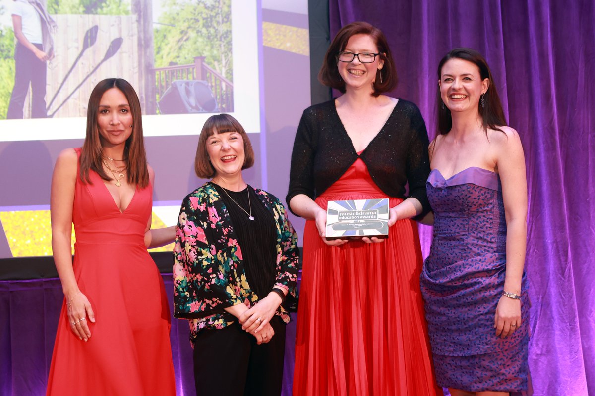 ‘It’s an honour to be recognised with the <a href="/DramaAndTheatre/">DramaAndTheatre</a> Editor’s Award at the #MDEAwards. <a href="/Theatre31_/">Theatre31</a> has reached thousands of young people who at every opportunity show we have as much to learn from them as they from us. It’s to them we dedicate this award.’ – <a href="/NancyHirst4/">Nancy Hirst</a>