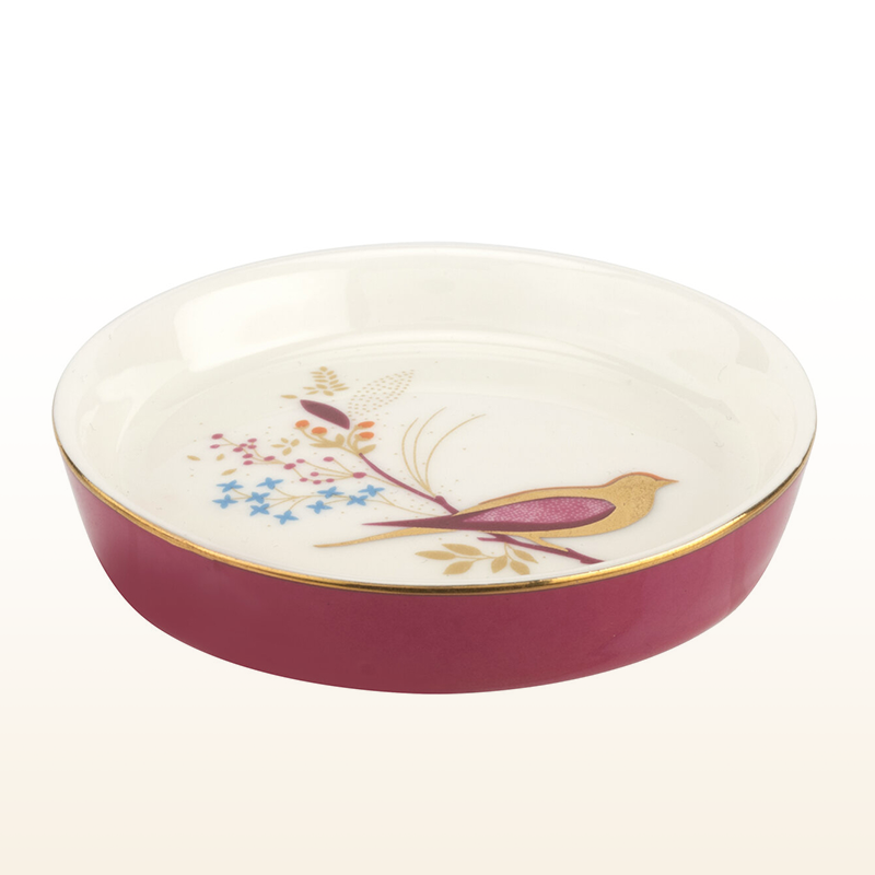 The_Chinashop's tweet image. This stylish mini trinket dish is a lovely piece of homeware from the Sara Miller London Chelsea range, it’s a lovely gift for that special someone. ow.ly/tafL50Iq0U0

#SaraMiller #Dish #Home #Decor #Gift #Giftideas