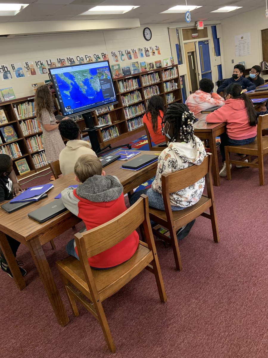 Mrs___Ross's tweet photo. The Rosstoninans are cooking up a project with @tripetta our librarian! Stay tuned @ConderAIMS @ConderStars https://t.co/aMI9NpTB3U