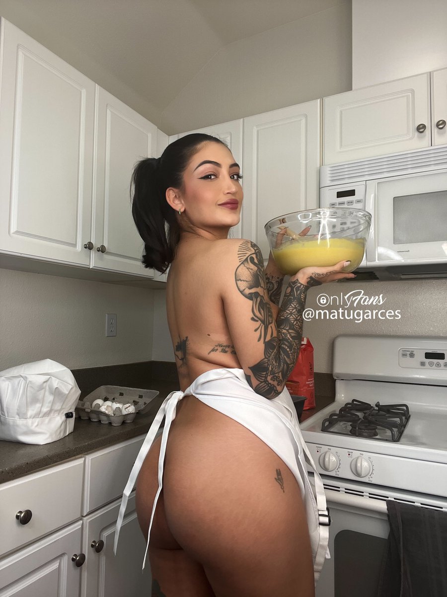 GarcesMatu's tweet image. 👩🏻‍🍳👋🏻🍑🍳 ¿Se te antoja?