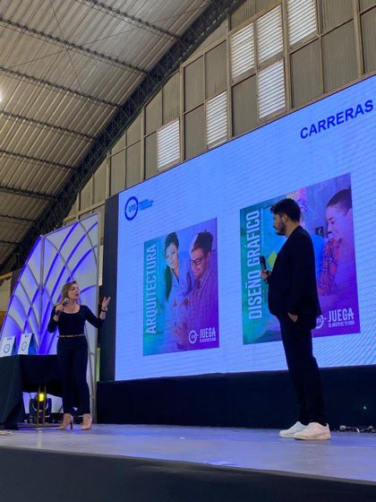 UTEoficial's tweet photo. #OrgulloUTE | @ArquitecturaUte, también está en la #ExpoCalidadEducativa, (#CentrodeExposicionesQuito).

🟢La presentación de #ArquitecturaUTE y #DiseñoGráficoUTE, estuvo a cargo de @danielerocchio, Daniela Jácome, Esteban Vallejo y @csgraphi.

Fotos cortesía: @danielerocchio. https://t.co/PRAfVVRgqw