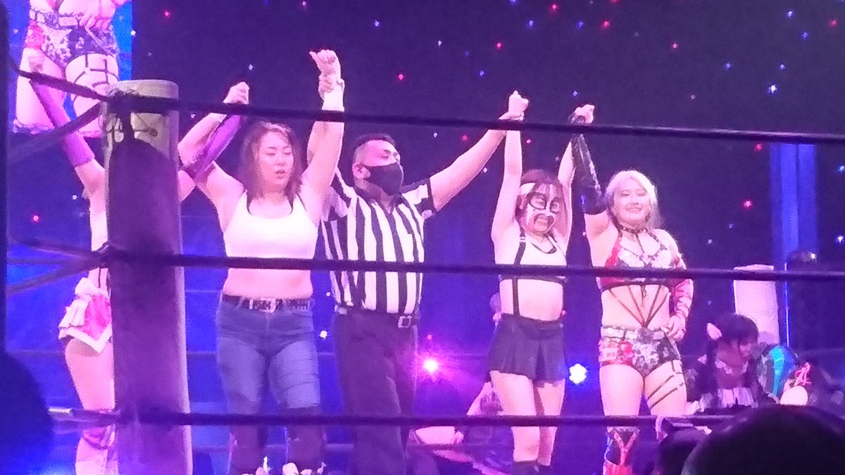 Heerokun01's tweet photo. 東京女子両国国技館

Match 2
ToJo vs GanJo
Nao, Neko, Mahiro &amp; Kaya vs Yuna, Moeka, HARUKAZE &amp; YuuRi 

#tjpw 
#tjpwGP22
#ganjo
#ganbarepro https://t.co/wxlTbvHFay