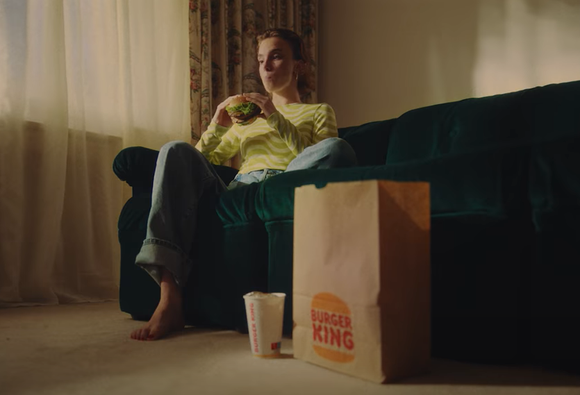FamNumerosas's tweet photo. Hace unos días nos quejamos a @burgerking_es por decir en su última campaña que “tener #hijos es lo menos sostenible para el planeta” y estamos contentos porque nos han pedido disculpas y han retirado el spot de Youtube. Por cierto, ¡las #familiasnumerosas son muy sostenibles! https://t.co/hM2dePp0I4