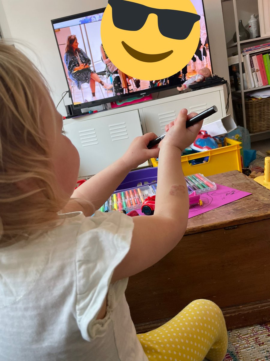 Great convo going on about youth agency <a href="/WhitworthArt/">the Whitworth</a> #whatkindofcity with Suzanne Lacy. So thrilled I can watch this from home in the company of my (really young person) preschooler. Catch it live on YouTube.

@mcrartgallery <a href="/MADE_Mcr/">MADE Mcr</a>