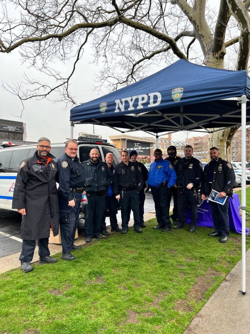 NYPD 106th Precinct on Twitter to a location near you