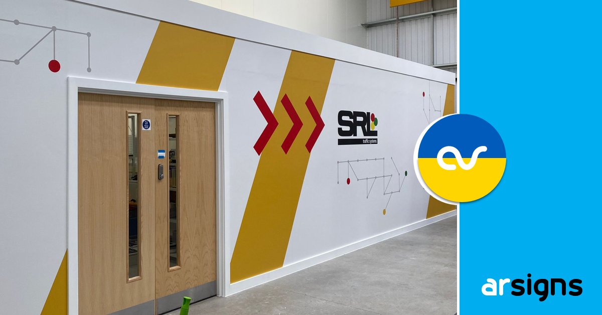 ArSigns's tweet image. We're celebrating #teamwork for today's
#FineSignFriday with our collaborative project for the
new Technical &amp;amp; Innovation Centre of @SRLTraffic. From the great #design provided by @fig_agency, to paintwork from @modeinteriors, all topped off by our #signage and #graphics