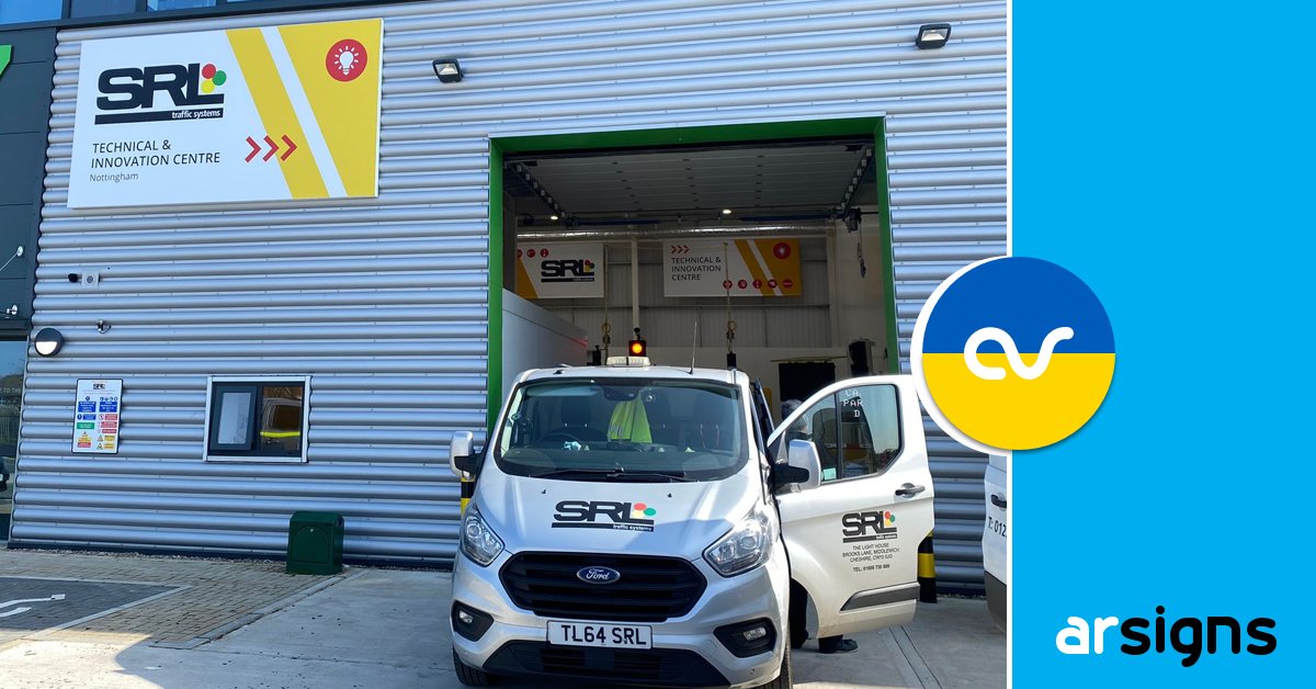 ArSigns's tweet image. We're celebrating #teamwork for today's
#FineSignFriday with our collaborative project for the
new Technical &amp;amp; Innovation Centre of @SRLTraffic. From the great #design provided by @fig_agency, to paintwork from @modeinteriors, all topped off by our #signage and #graphics