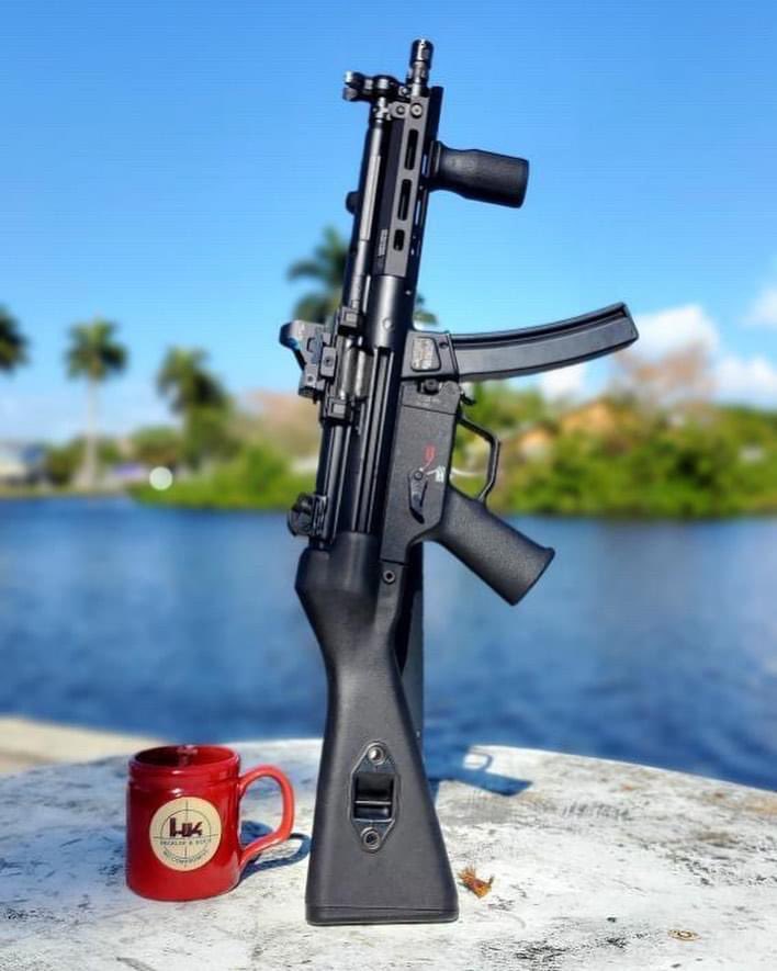 HKshooting's tweet photo. @tcshootingsports SP5 primed for action #hecklerandkoch #hkshooting #nocompromise #uspsa #sp5 @HecklerAndKoch https://t.co/79R5ETmRwi