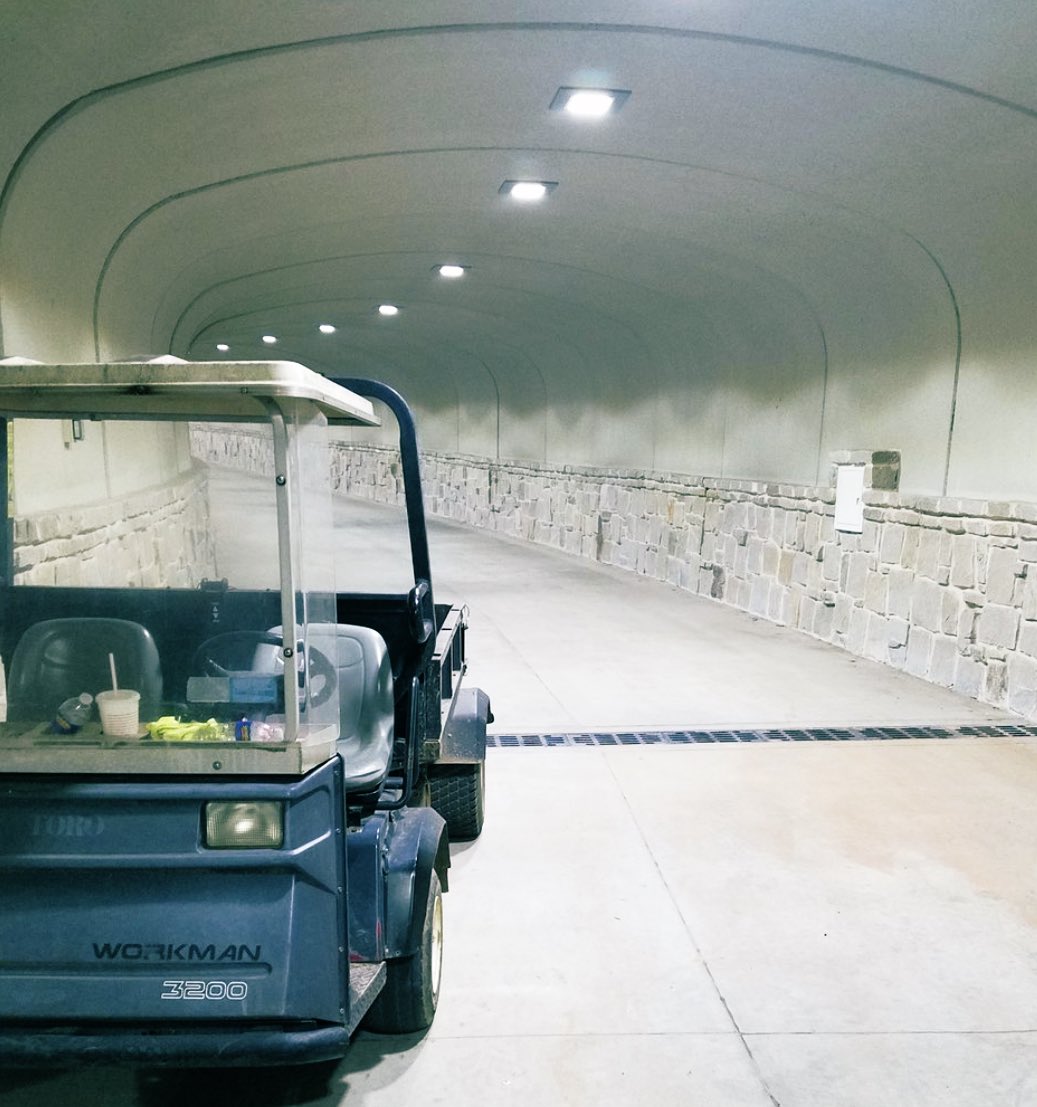 bamabearcat's tweet photo. Masters Fun Fact: this is one of the tunnels underneath the Augusta National property. They’re used to ferry supplies and VIP’s through congested areas. https://t.co/yYwM8t6Eql
