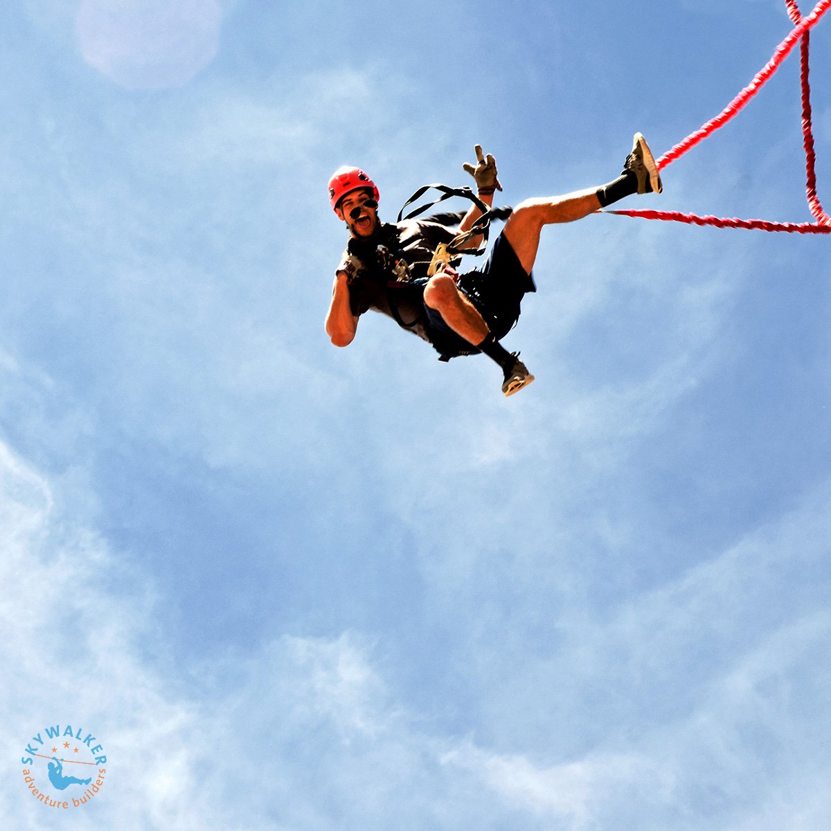 SkywalkerENG's tweet photo. #quickflight free-fall, basejumping without parachute. High throughput #freefall #leapoffaith #quickjump #skywab https://t.co/egkPocWGGH https://t.co/WuV3UkpdRR